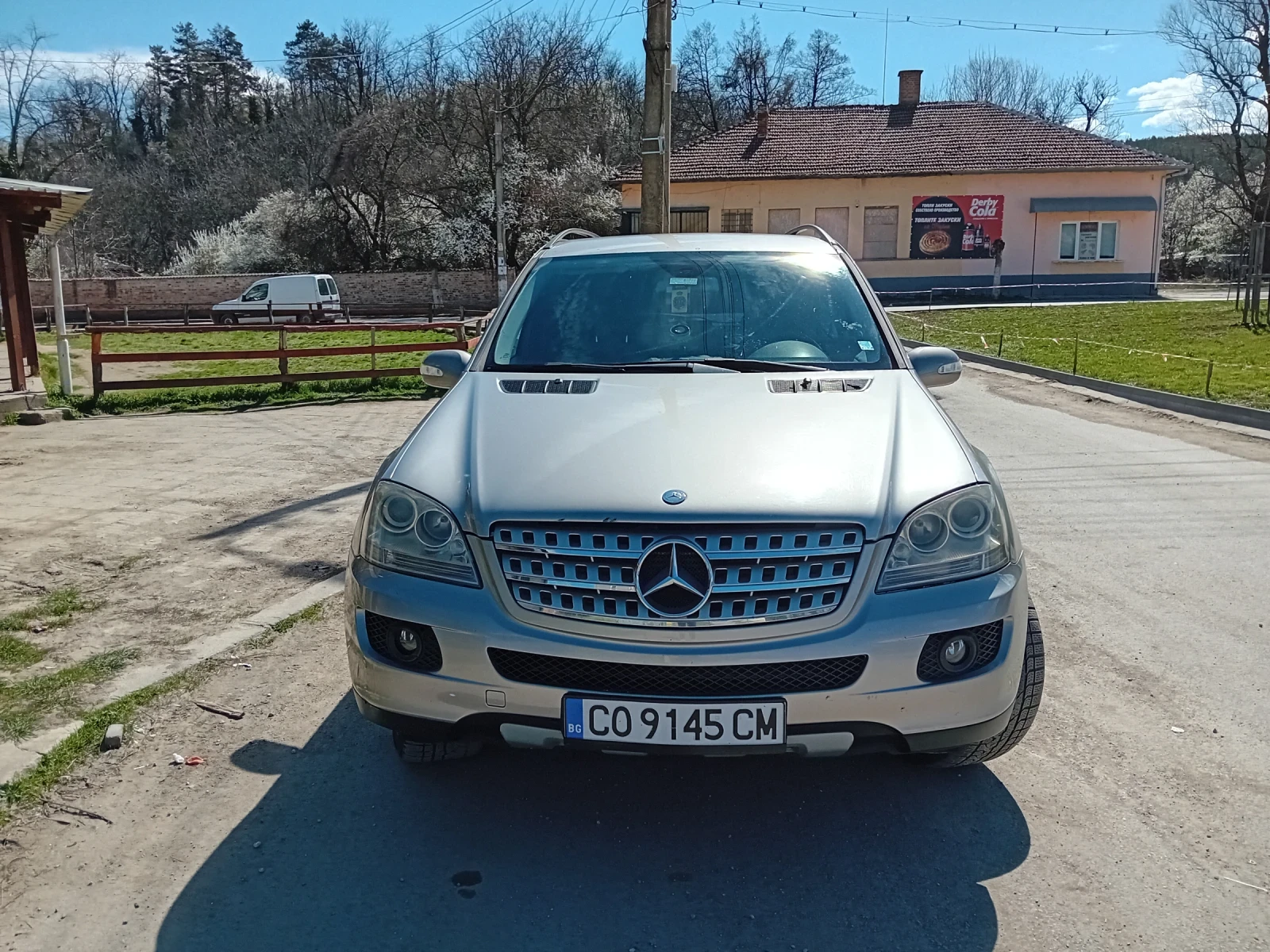 Mercedes-Benz ML 320, снимка 6 - Автомобили и джипове - 55076337