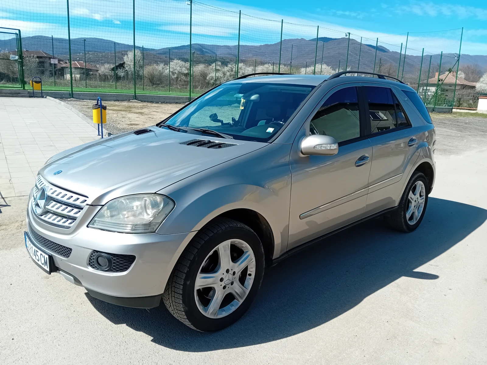 Mercedes-Benz ML 320, снимка 2 - Автомобили и джипове - 55076337