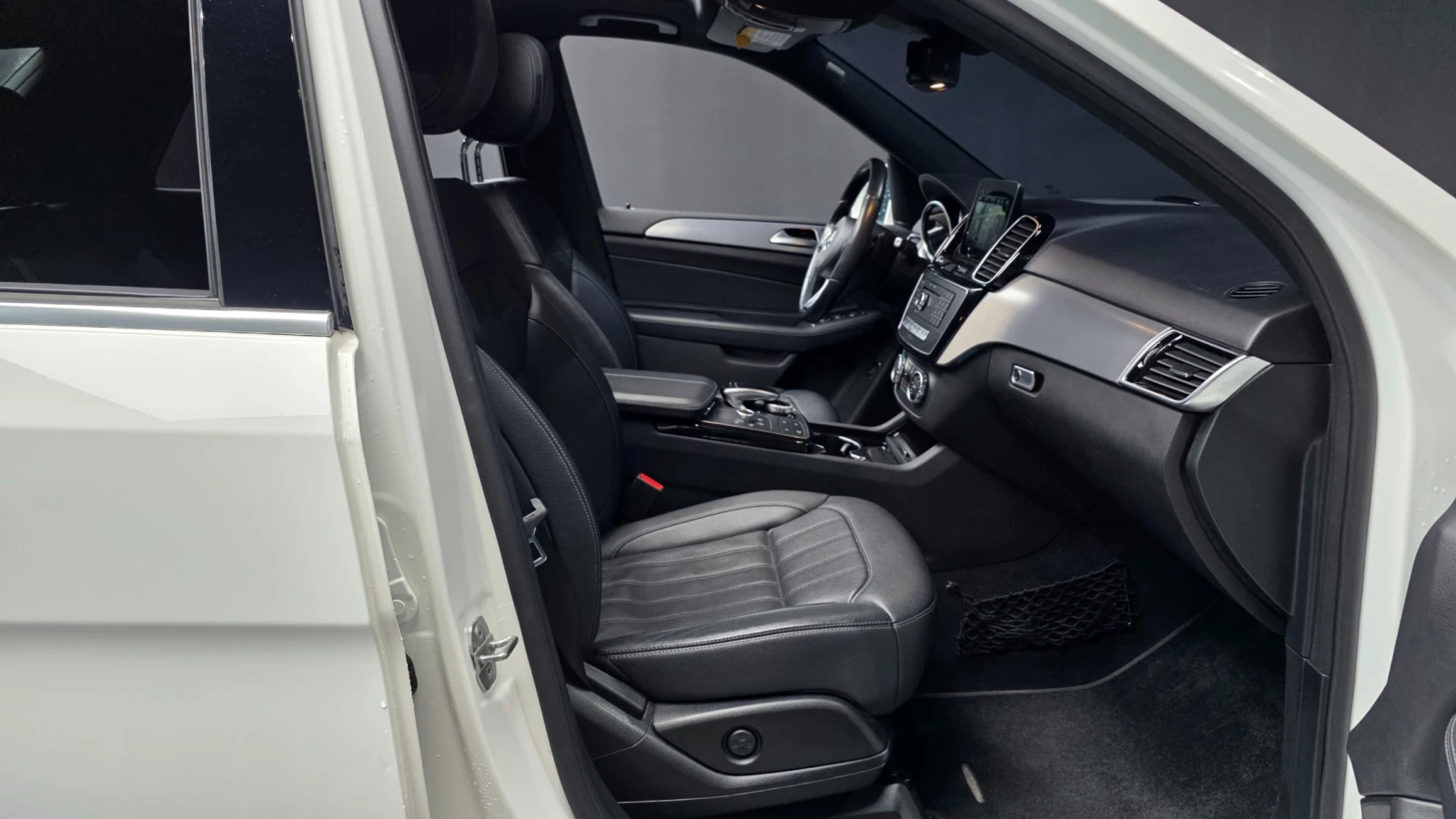 Mercedes-Benz GLE 350 * 350d* 4MATIC* АВТОКРЕДИТ БЕЗ ПЪРВОНАЧАЛНА ВНОСКА, снимка 10 - Автомобили и джипове - 55322756