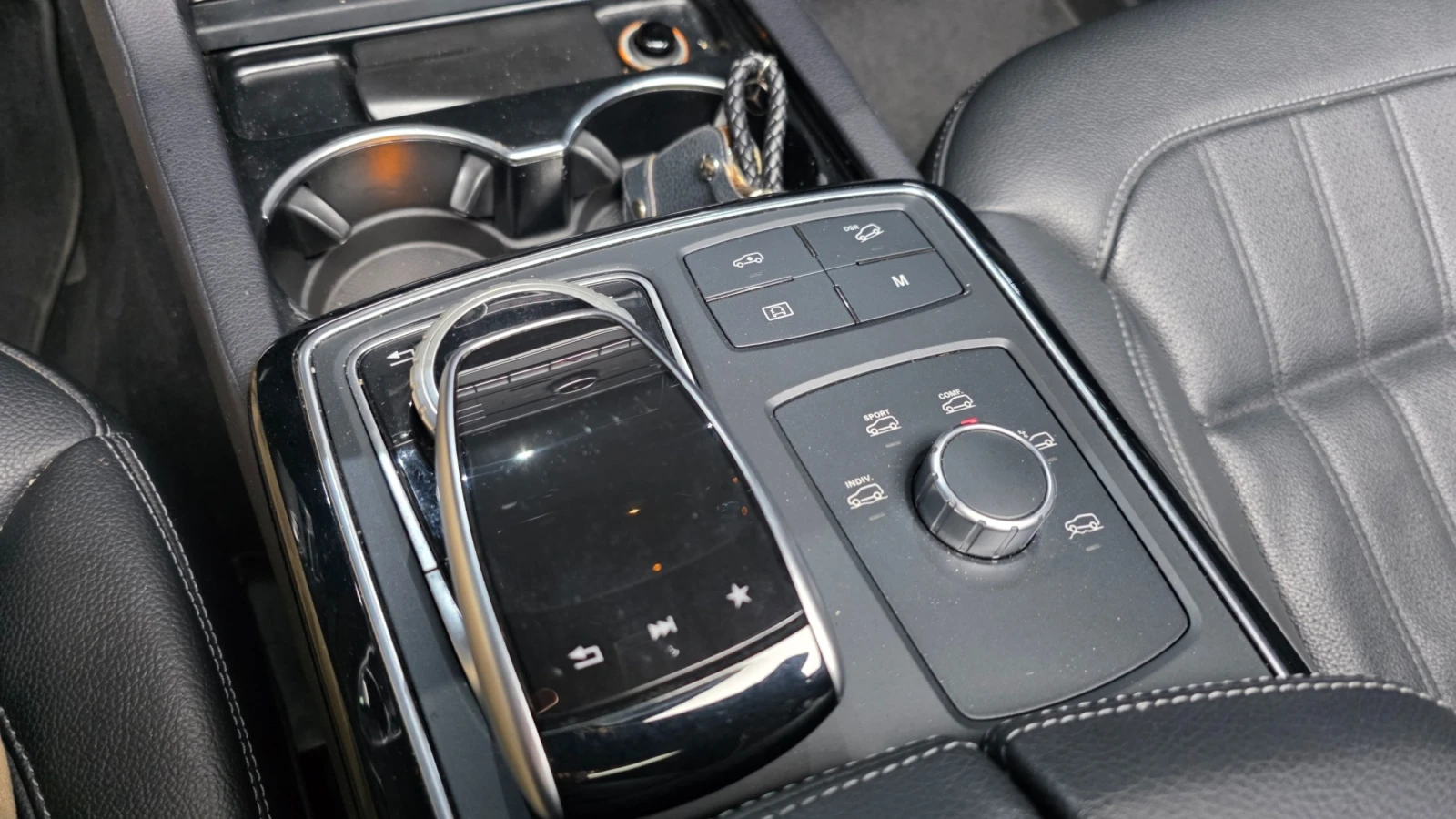 Mercedes-Benz GLE 350 * 350d* 4MATIC* АВТОКРЕДИТ БЕЗ ПЪРВОНАЧАЛНА ВНОСКА, снимка 15 - Автомобили и джипове - 55322756
