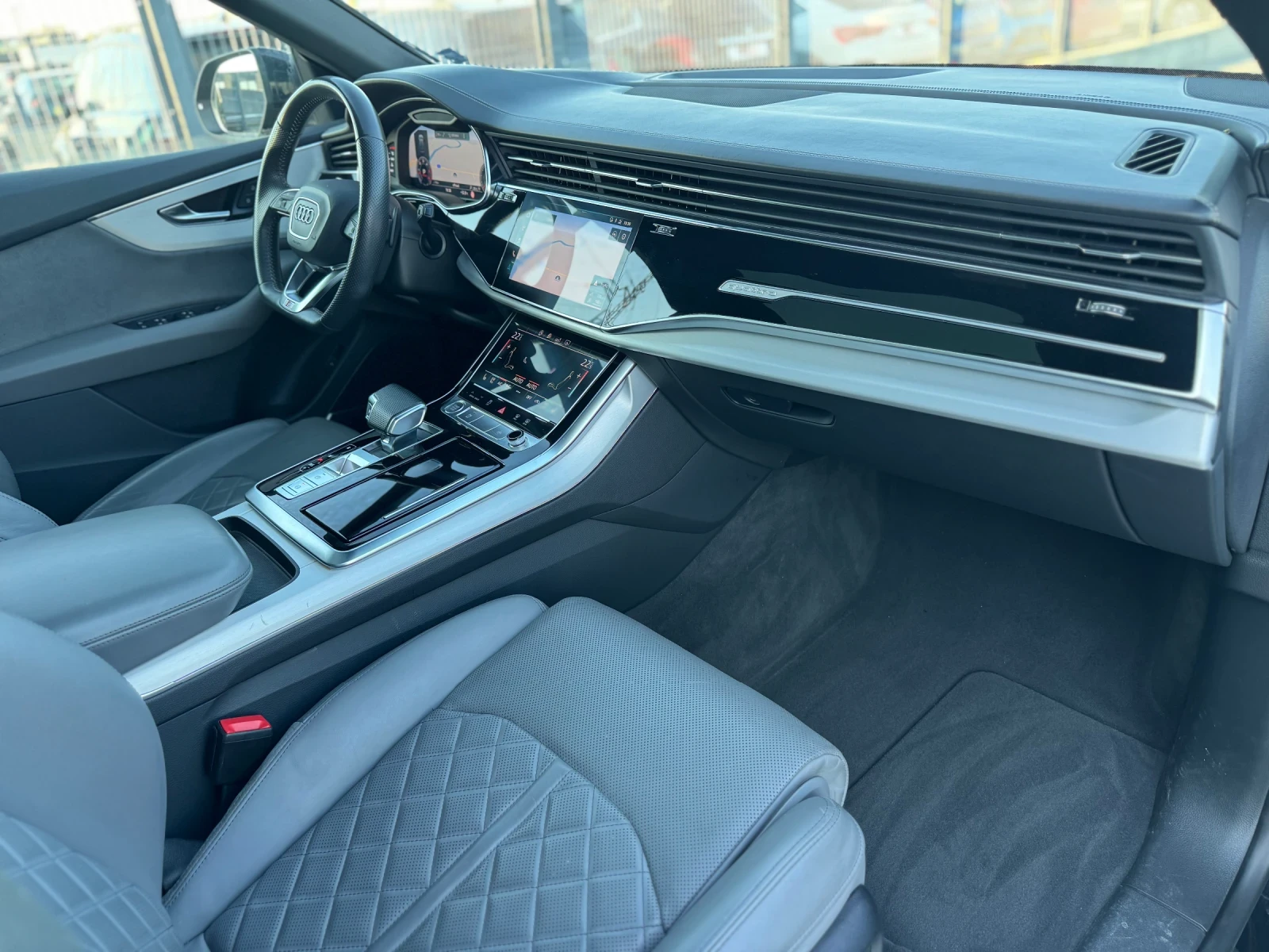 Audi Q8 50TDI s-line, снимка 11 - Автомобили и джипове - 55471135