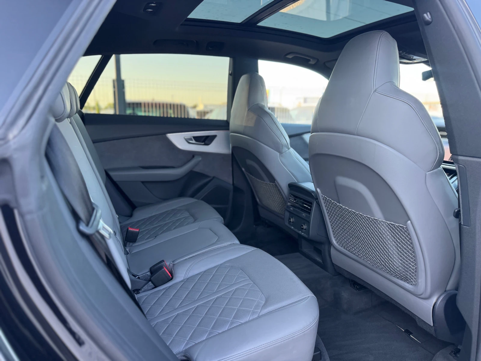 Audi Q8 50TDI s-line, снимка 10 - Автомобили и джипове - 55471135