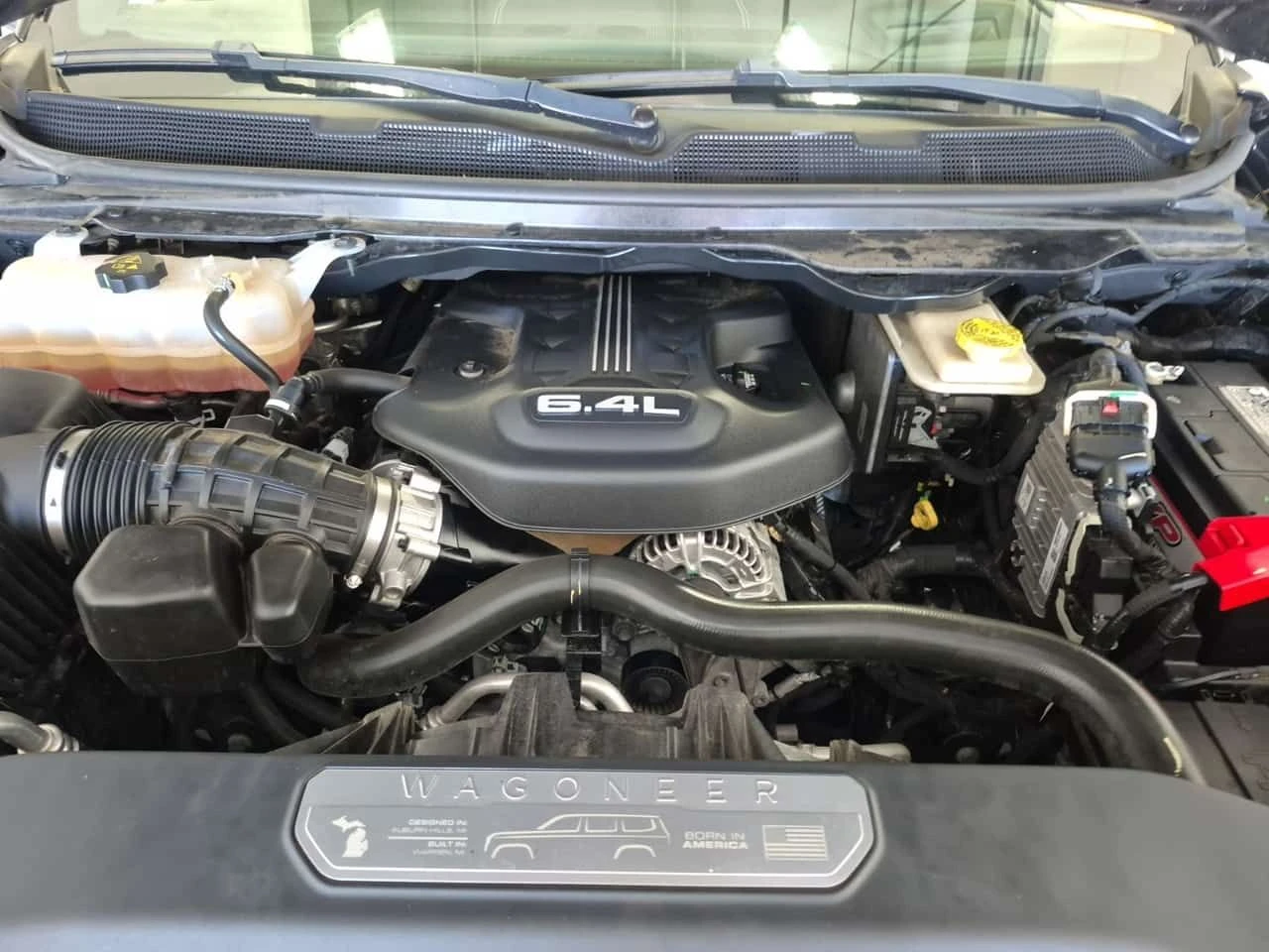 Jeep Grand Wagoneer 6.4 V8 * SERIES I * CARFAX * , снимка 15 - Автомобили и джипове - 55566605