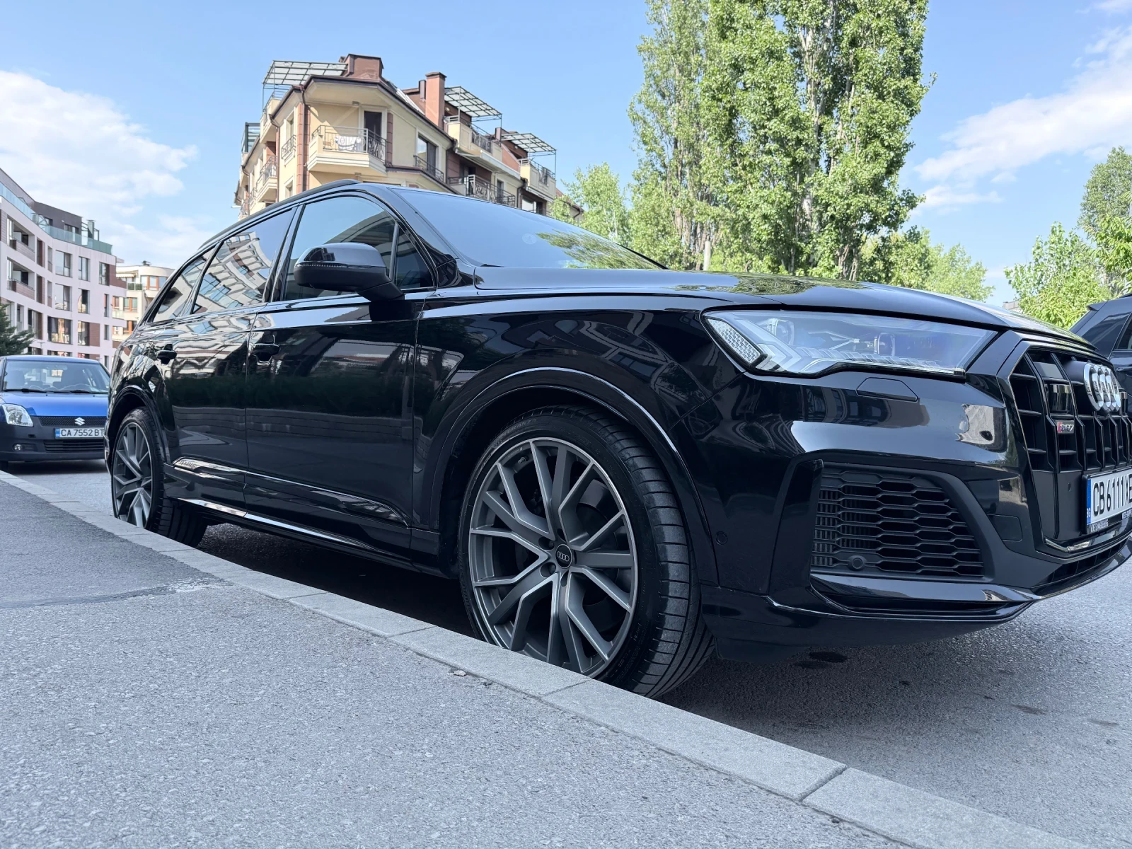 Audi SQ7, снимка 2 - Автомобили и джипове - 55589445