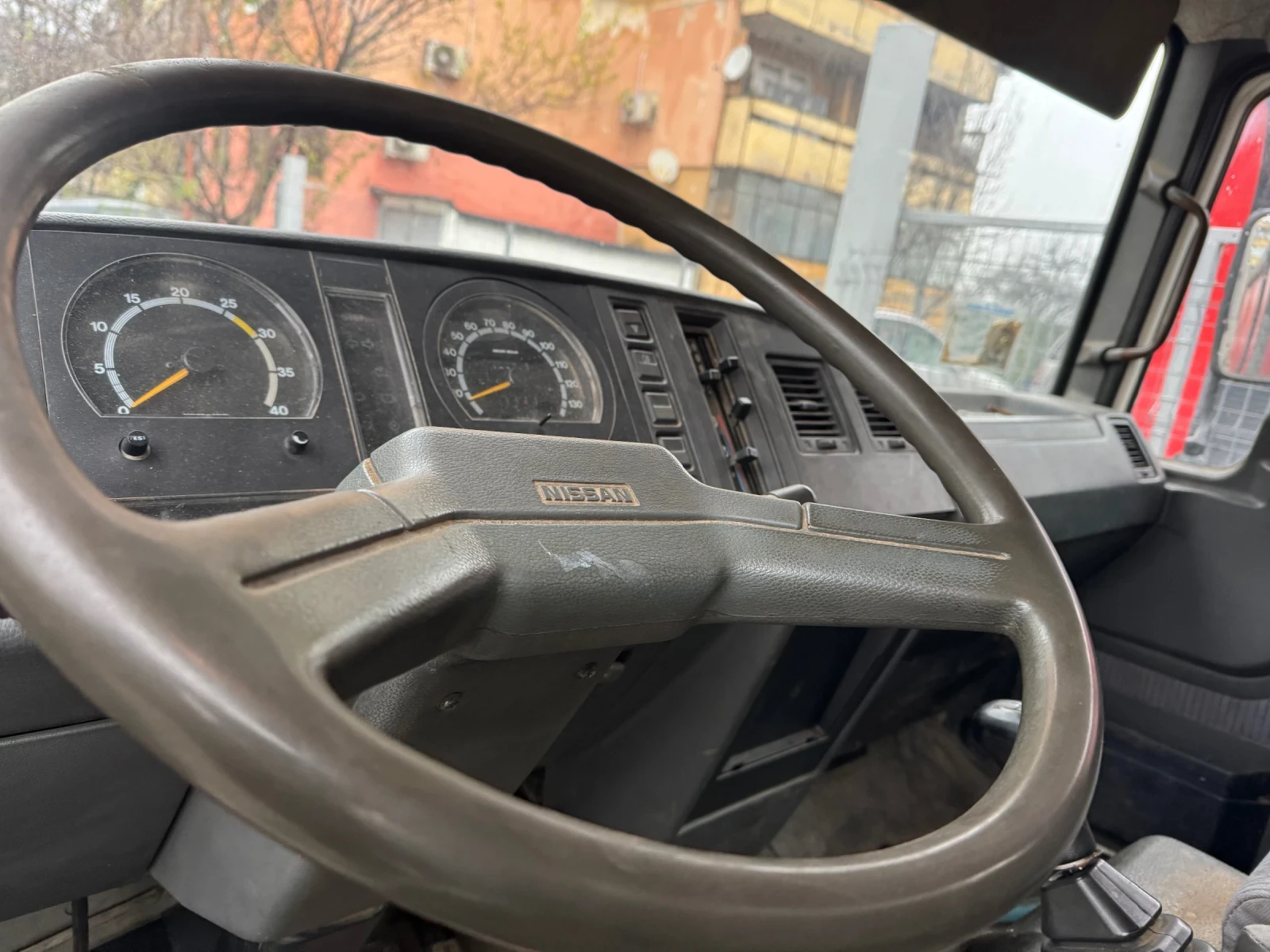 Nissan L35  - изображение 5