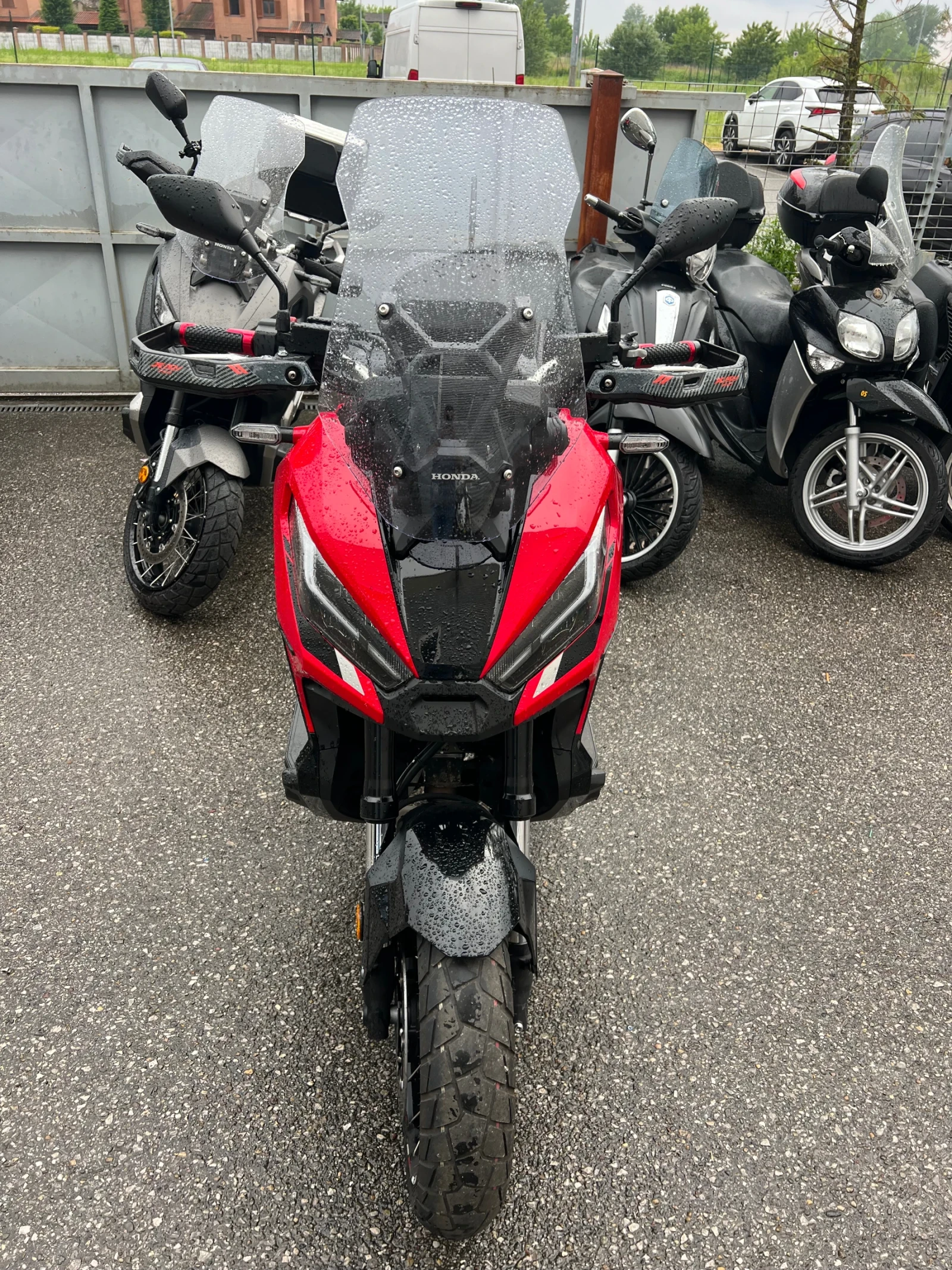 Honda X-ADV 750 Special Edition 2024 - изображение 2