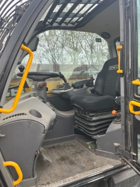 Телескопичен товарач JCB 536-95 AGRI , снимка 5
