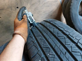 Гуми Всесезонни 215/65R16, снимка 4