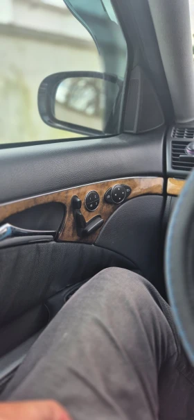Mercedes-Benz E 320 W211 204, снимка 11