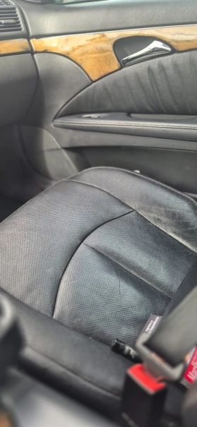 Mercedes-Benz E 320 W211 204, снимка 12