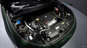 Peugeot 308 1.5BlueHDI* GT* КОЖА* ПОДГРЕВ* ПАНОРАМА* КАМЕРА* , снимка 6