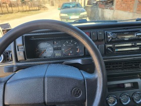VW Golf 1.8Т, снимка 10 - Автомобили и джипове - 39789724