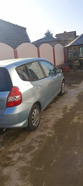 Honda Jazz - 1800 € / 3520.49 лв. - 90690987 3