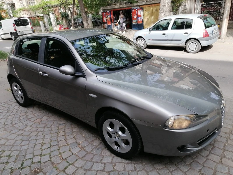 Alfa Romeo 147 1.9GTDm капарирана , снимка 13 - Автомобили и джипове - 45302845