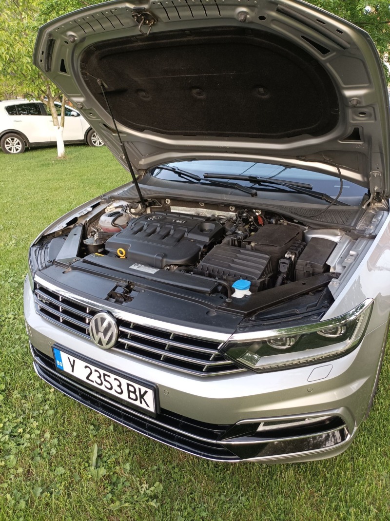 VW Passat B 8 r line, снимка 9 - Автомобили и джипове - 45693705