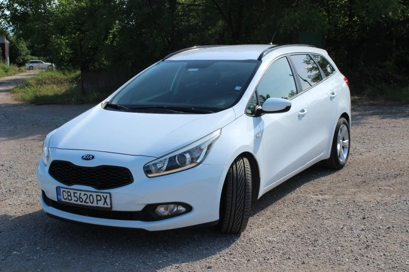 Kia Ceed, снимка 5 - Автомобили и джипове - 48244306