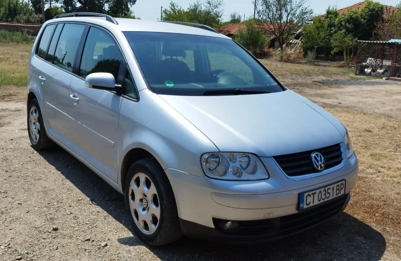 VW Touran Ван, снимка 2 - Автомобили и джипове - 47318840