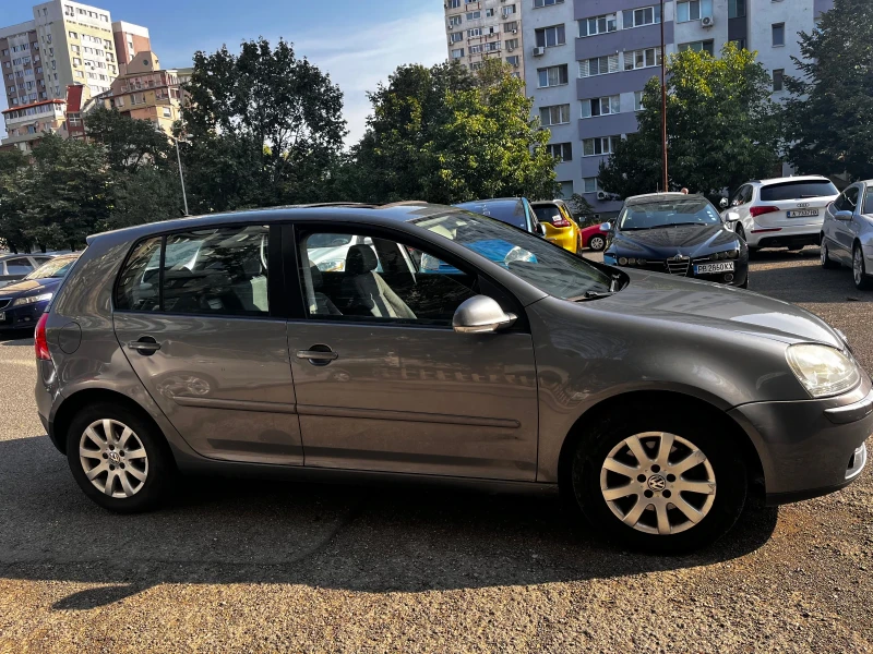 VW Golf 2.0i, снимка 3 - Автомобили и джипове - 47326484