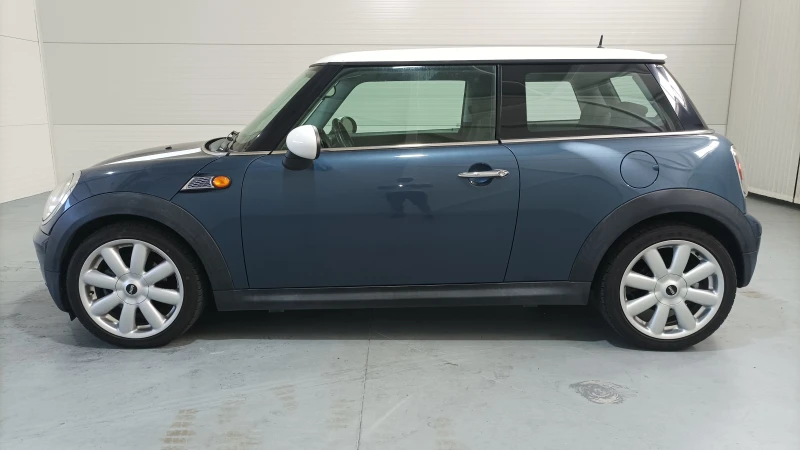 Mini Cooper D 1.6 d, снимка 9 - Автомобили и джипове - 47385077