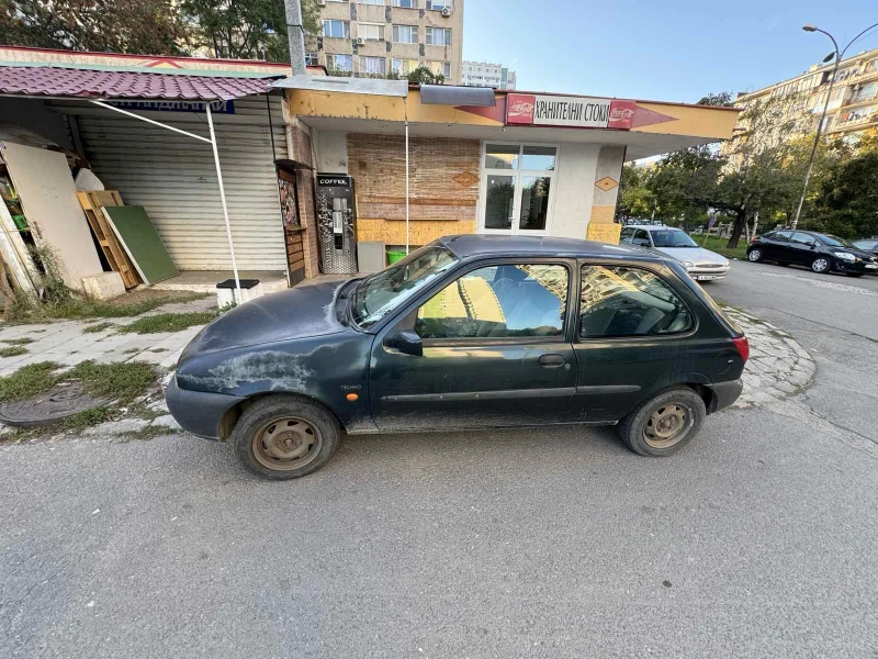 Ford Fiesta, снимка 2 - Автомобили и джипове - 47779721