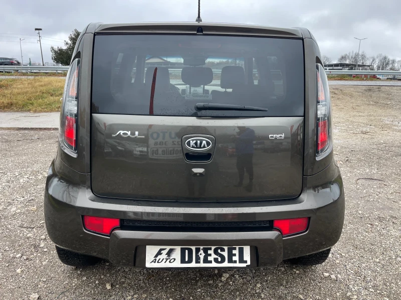 Kia Soul 1.6GRDI-KAMERA-ITALIA, снимка 9 - Автомобили и джипове - 48203345