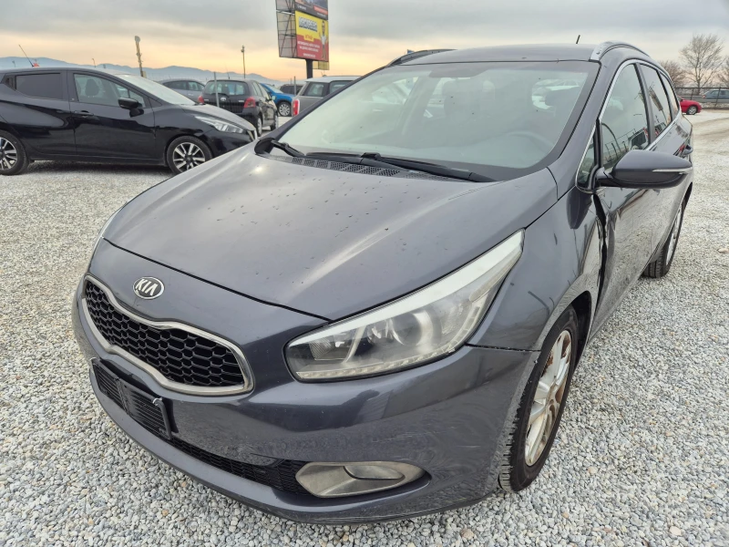 Kia Ceed 1.6 GRDI, снимка 7 - Автомобили и джипове - 48587549