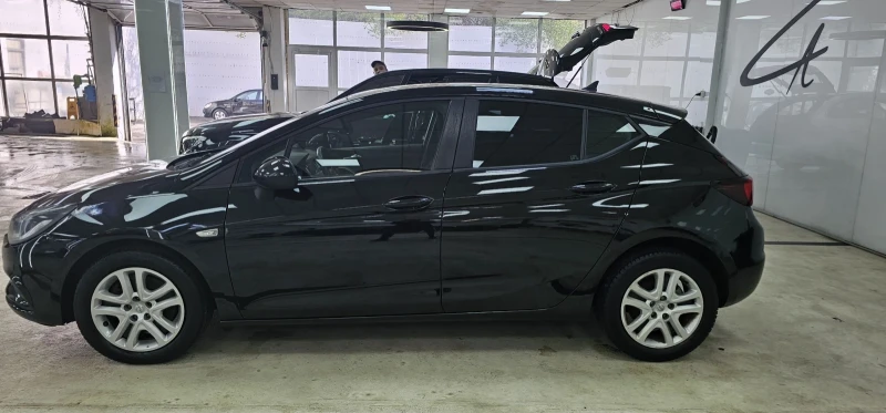 Opel Astra 1.6DTCI AVTOMAT KAMERA Холандия , снимка 4 - Автомобили и джипове - 52244618