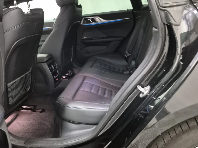 BMW i4 * M50 * CARFAX * БЕЗ ПЪРВОНАЧАЛНА ВНОСКА, снимка 12 - Автомобили и джипове - 52891006