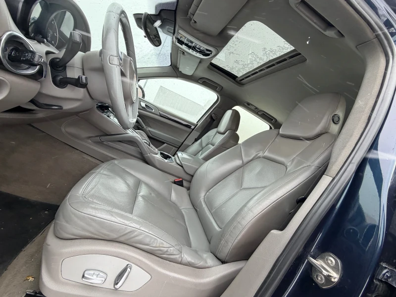 Porsche Cayenne 3.0D* Обслужен* Регистриран* , снимка 8 - Автомобили и джипове - 53087048