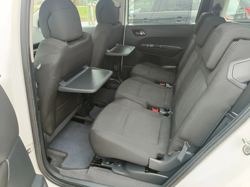 Peugeot 5008 1.6 BARTER 109, снимка 10 - Автомобили и джипове - 53476460