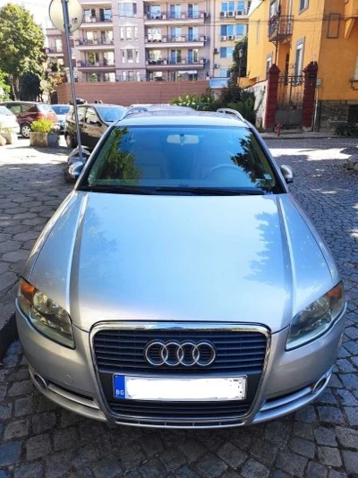 Audi A4, снимка 1 - Автомобили и джипове - 49351481