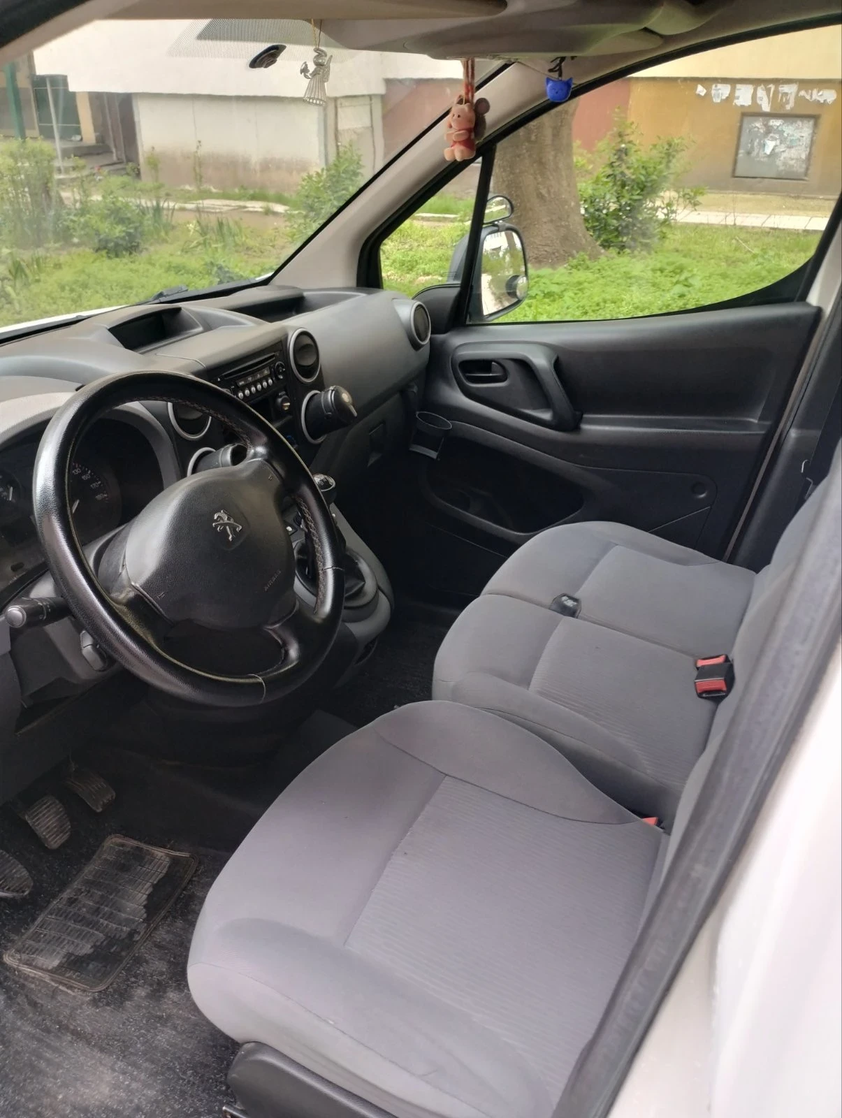 Peugeot Partner 1.6HDI 75hp - изображение 8