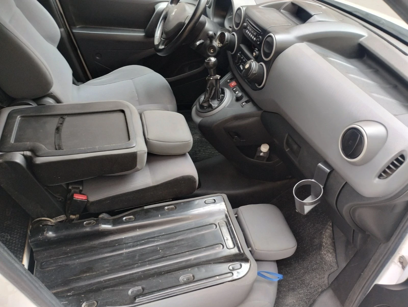Peugeot Partner 1.6HDI 75hp - изображение 10