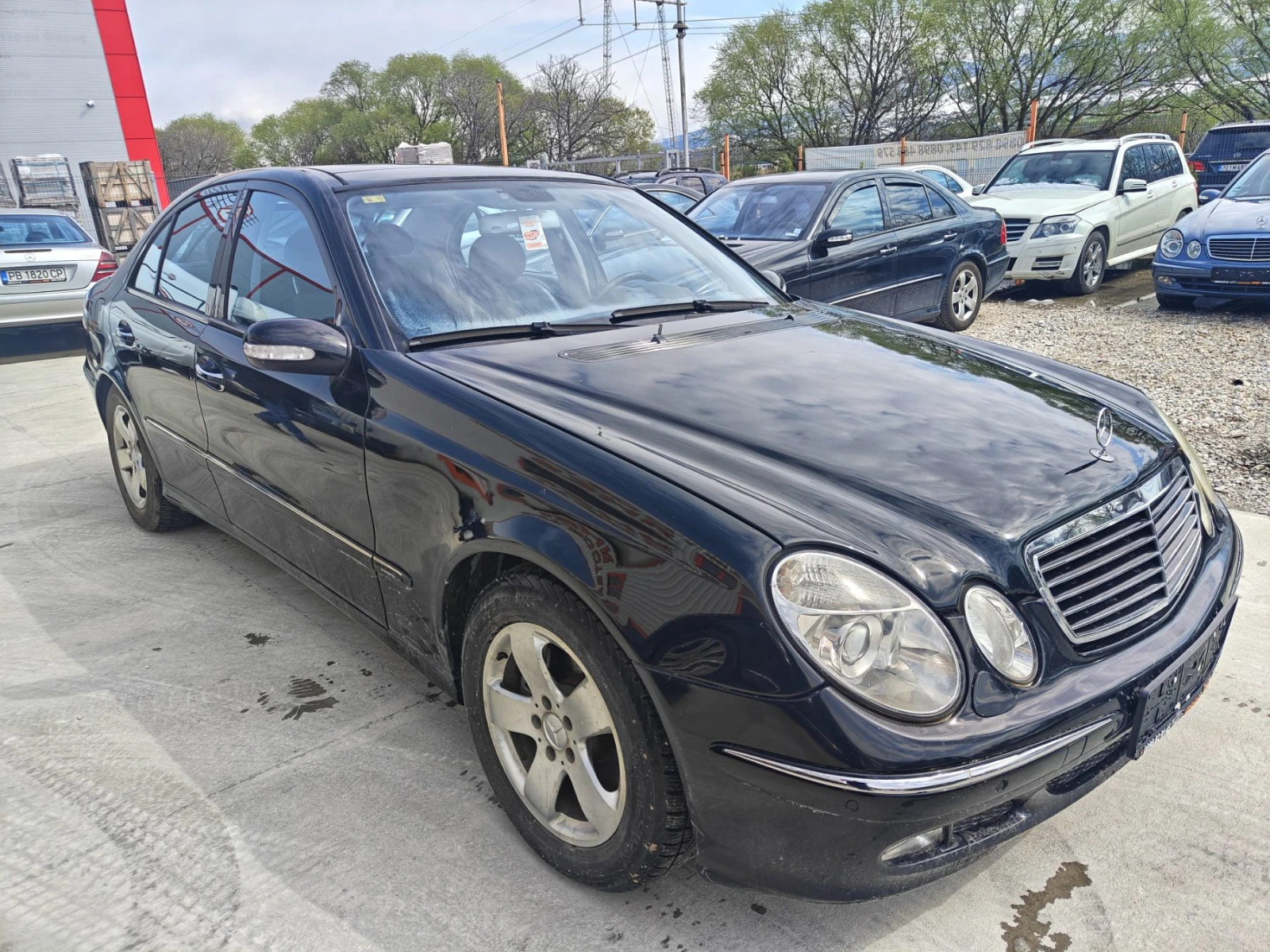 Mercedes-Benz E 270 CDI - изображение 2
