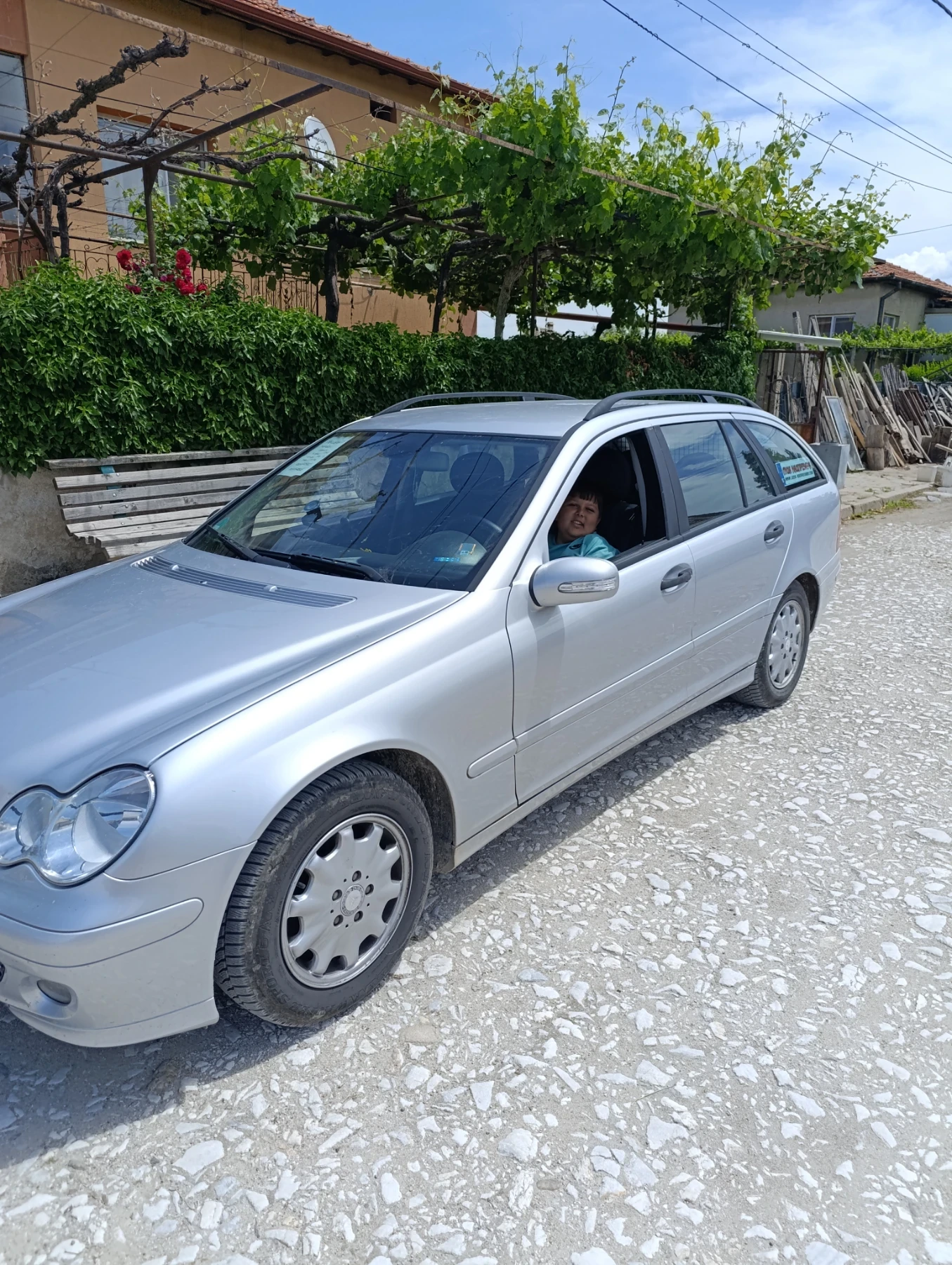 Mercedes-Benz CLA 180  - изображение 2