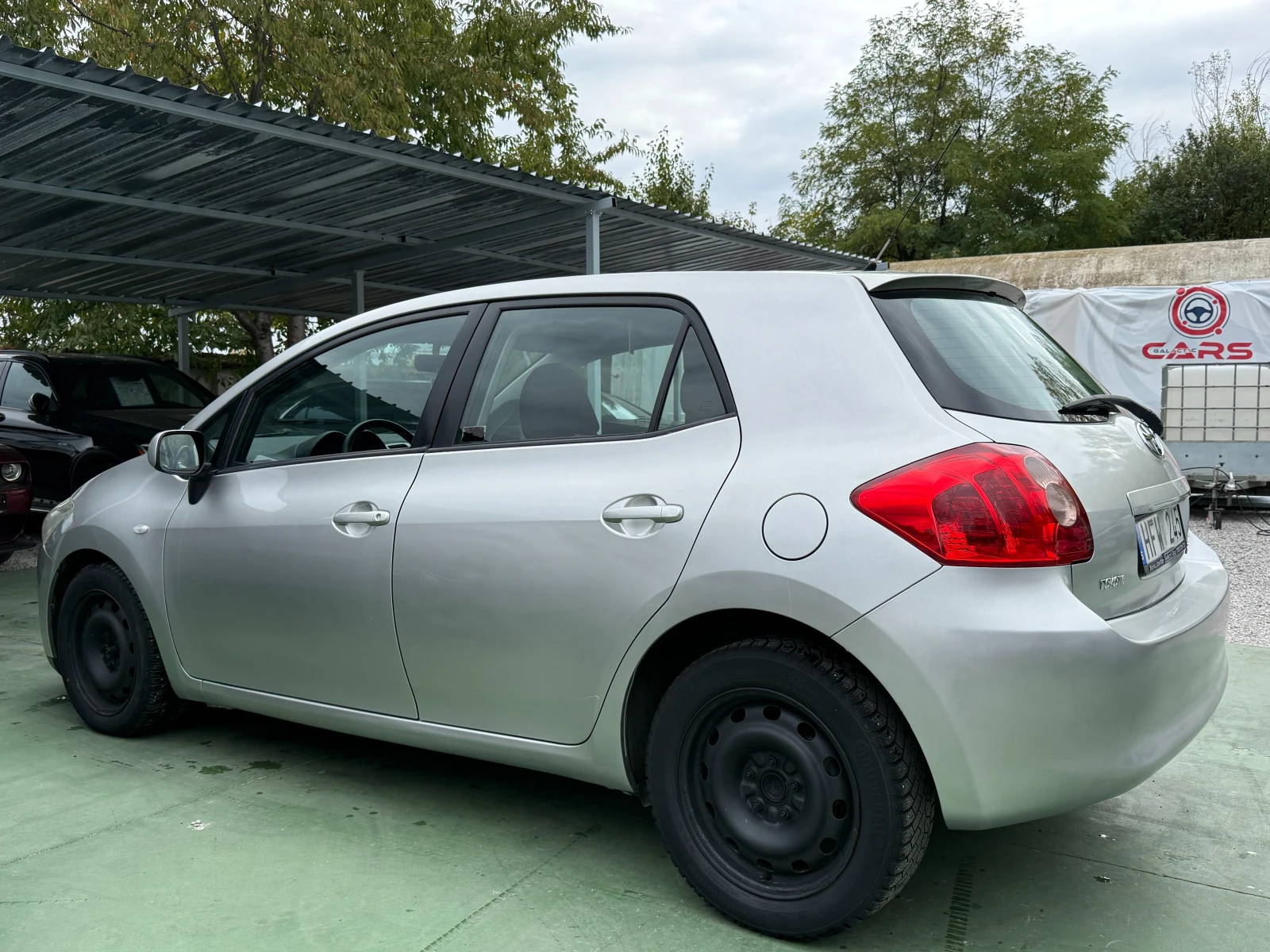 Toyota Auris 2.0 D-4D - изображение 6