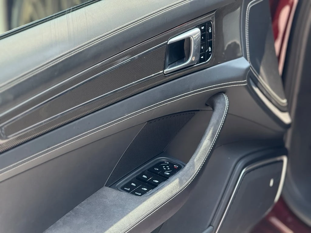 Porsche Panamera * GTS | FULLY SERVICED  - изображение 9