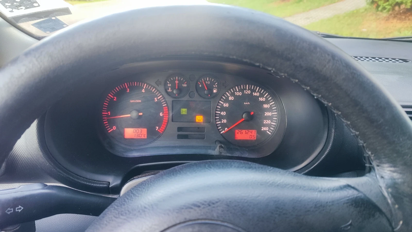 Seat Leon 1.4 75кс  - изображение 9