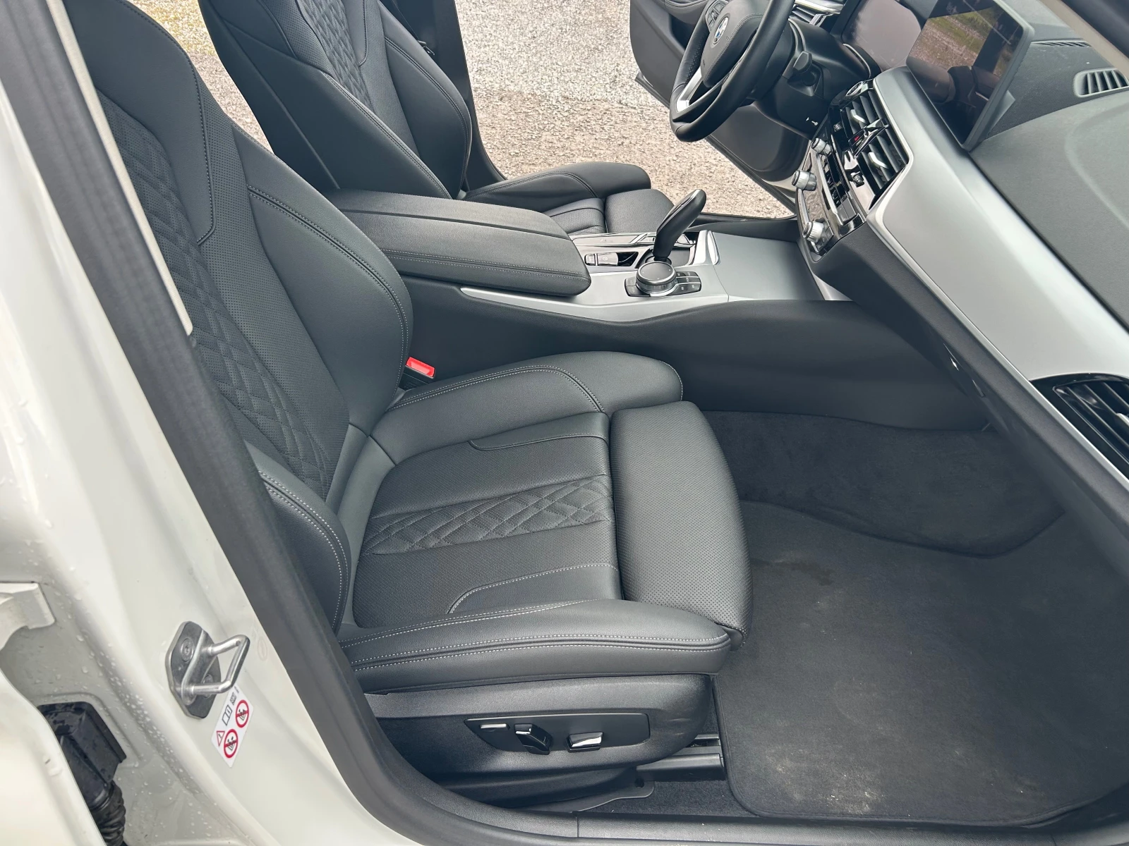 BMW 520 Xdrive  - изображение 9