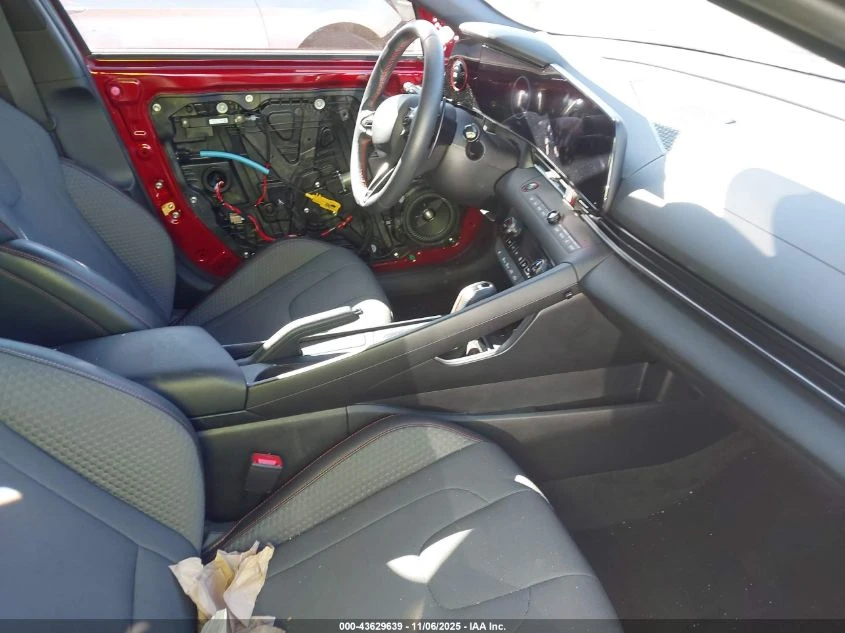 Hyundai Elantra 1.6L I-4 DI, DOHC, VVT, TURBO, 201HP Front Wheel | Mobile.bg � ����������� 11