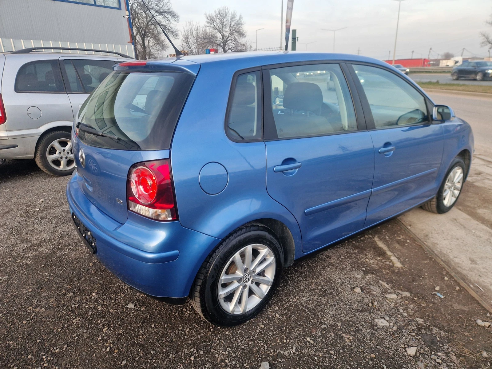 VW Polo 1.2 i 12v 70HP. COMFORT ITALIA - изображение 6