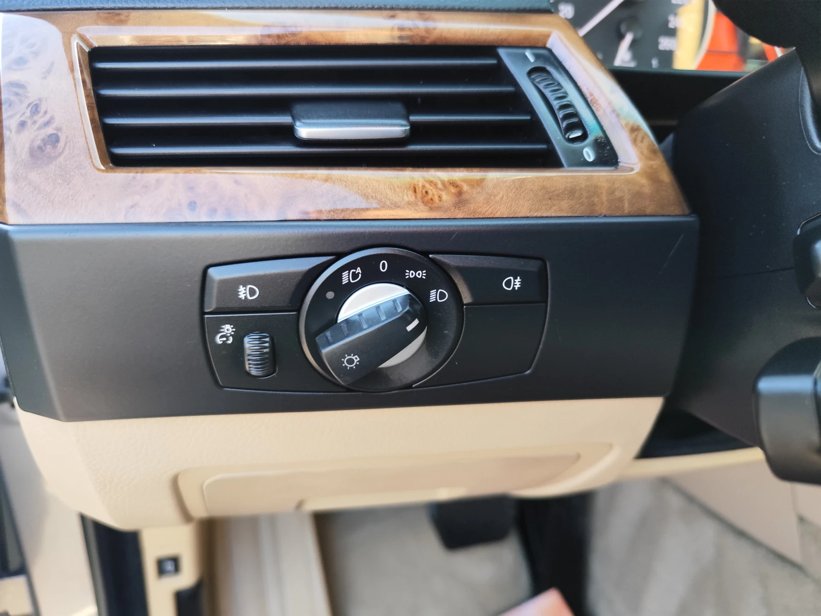 BMW 530 D* XDrive* 3.0D* XENON* АВТОМАТИК*  - изображение 9