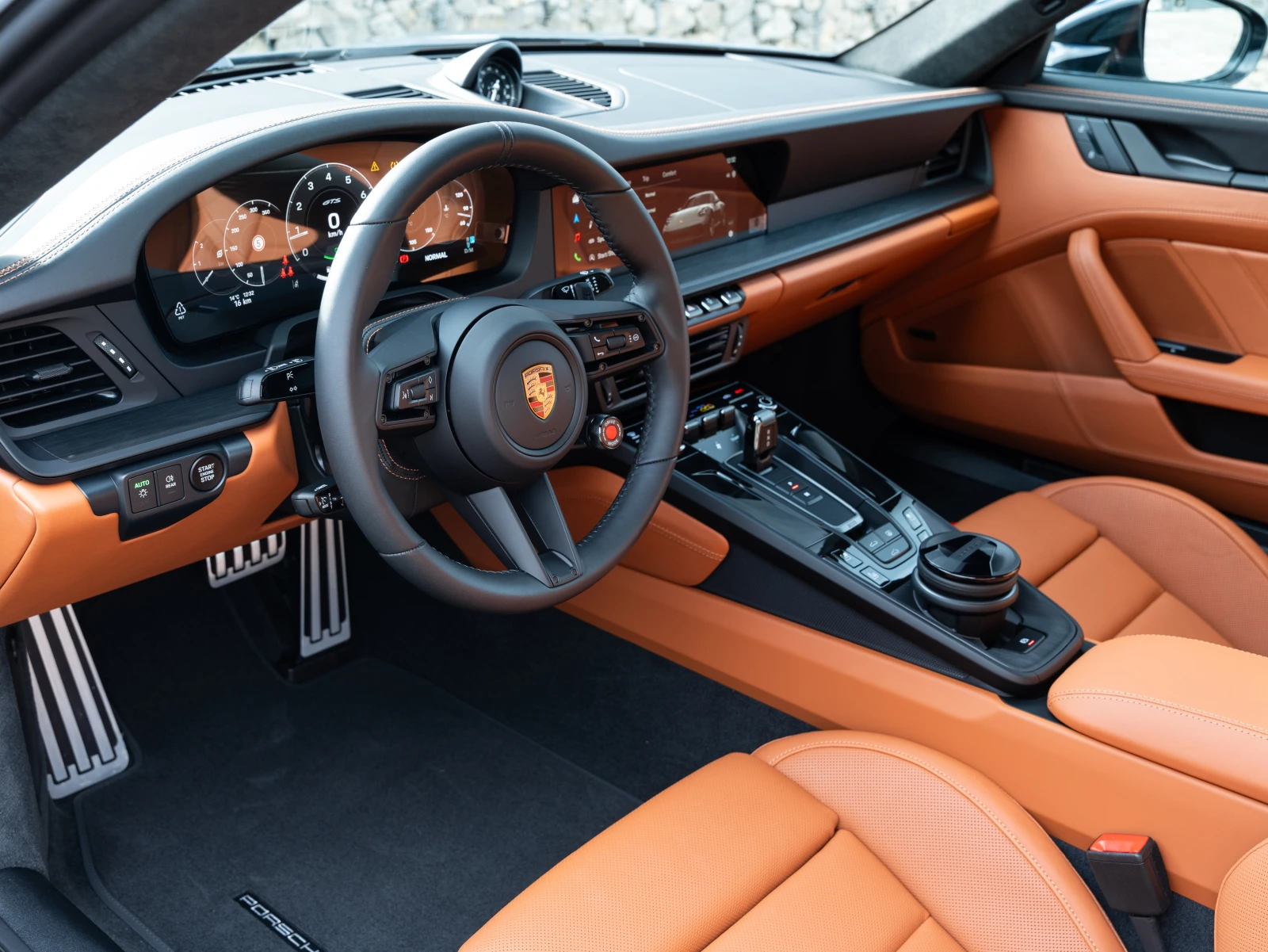 Porsche 911 Carrera 4 GTS, снимка 5 - Автомобили и джипове - 53824634