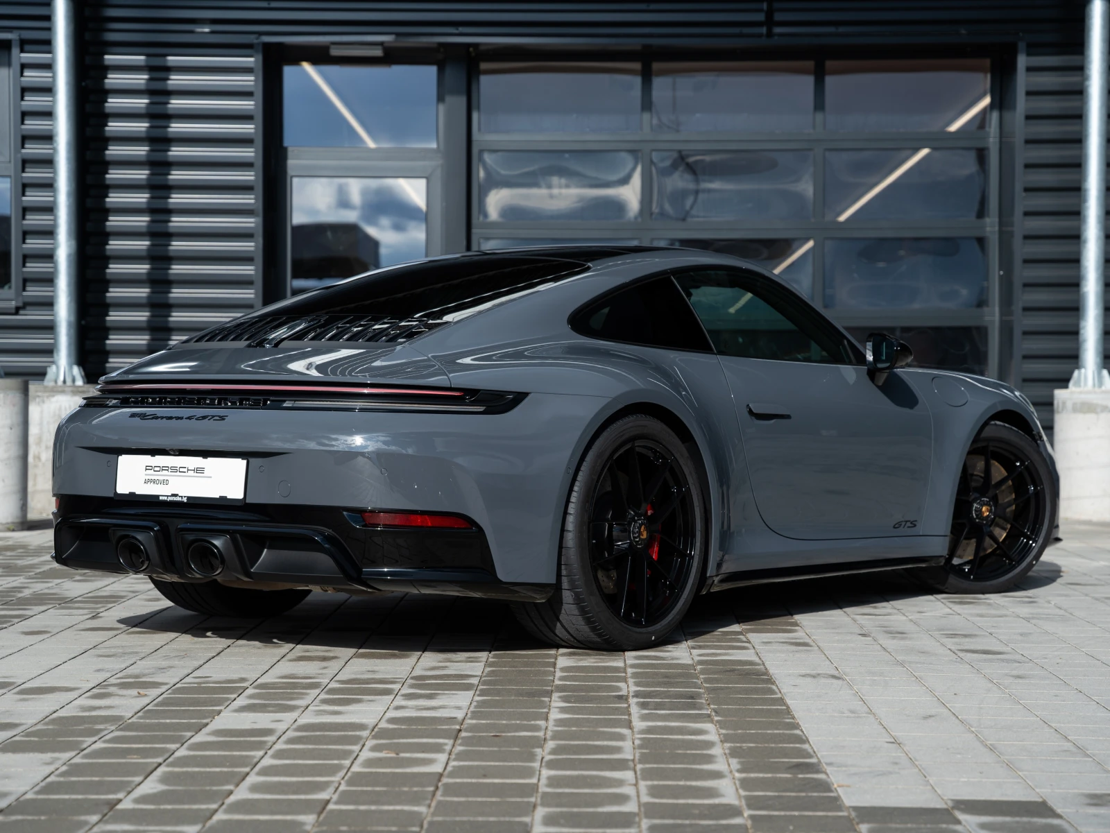 Porsche 911 Carrera 4 GTS, снимка 4 - Автомобили и джипове - 53824634