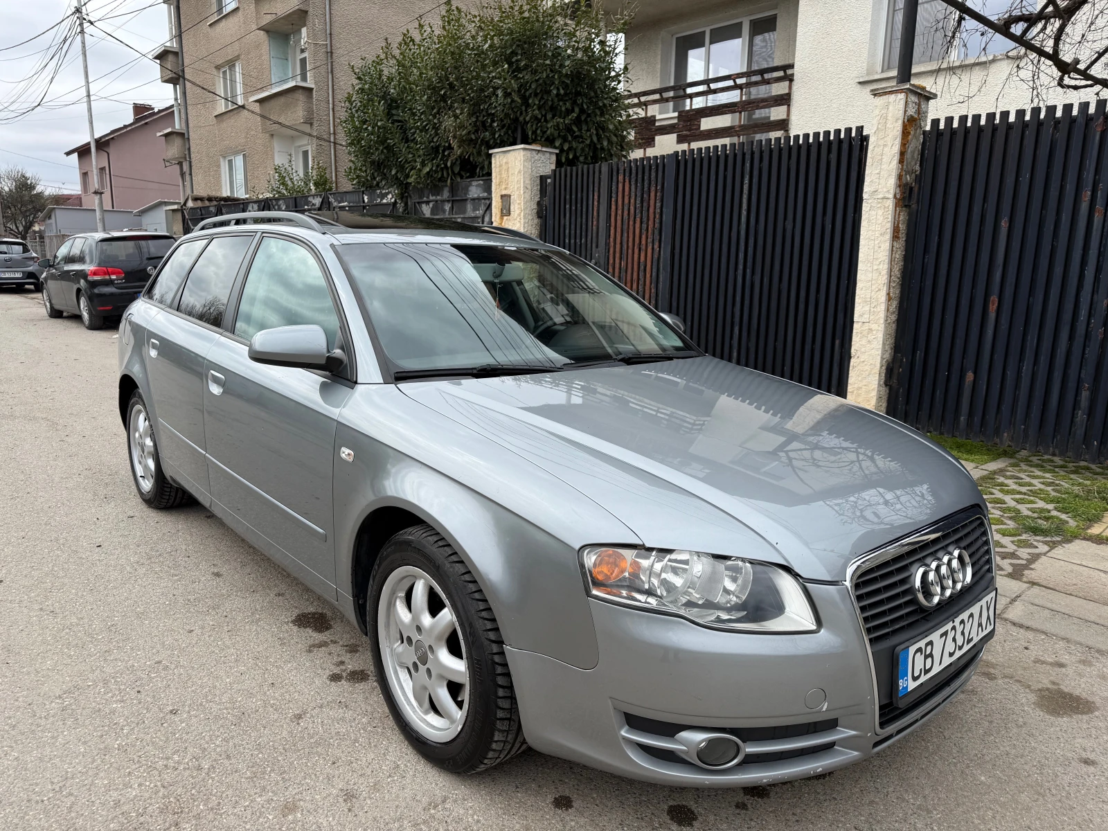 Audi A4 2.0i AVTOMAT, снимка 3 - Автомобили и джипове - 54043279