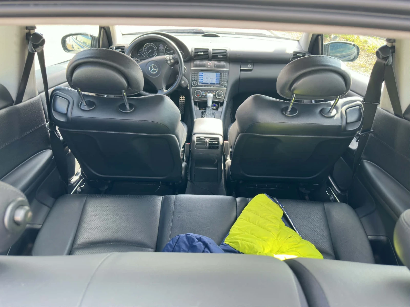 Mercedes-Benz C 350 Sport coupe facelift 3.5, снимка 9 - Автомобили и джипове - 54174289