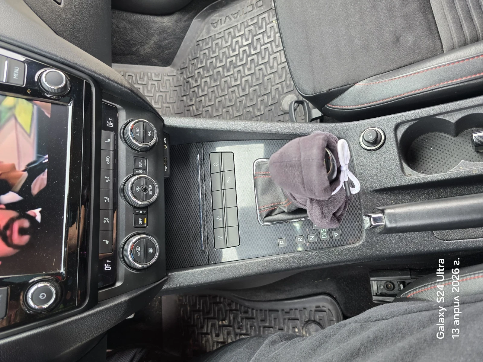 Skoda Octavia 2.0tdi vRS, снимка 12 - Автомобили и джипове - 54181527