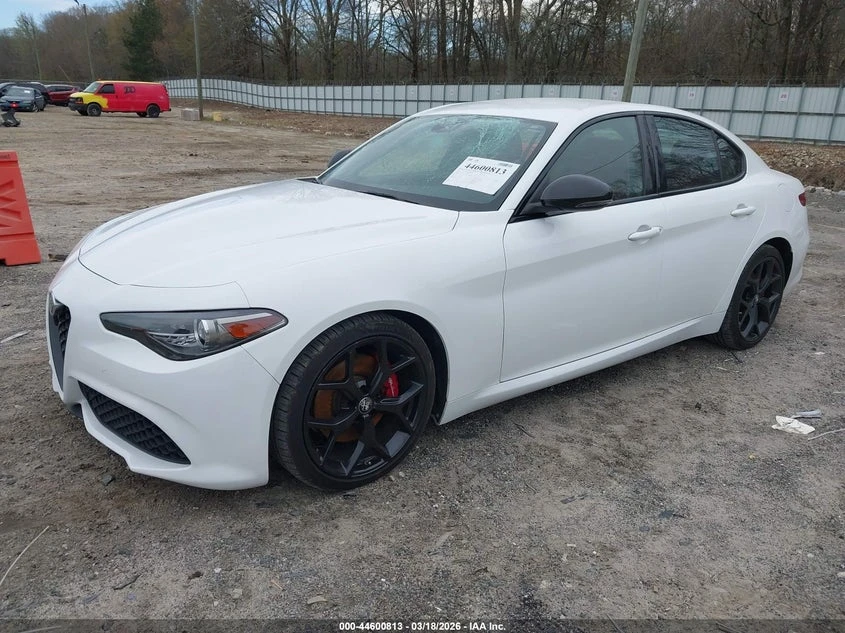 Alfa Romeo Giulia Sport Rwd