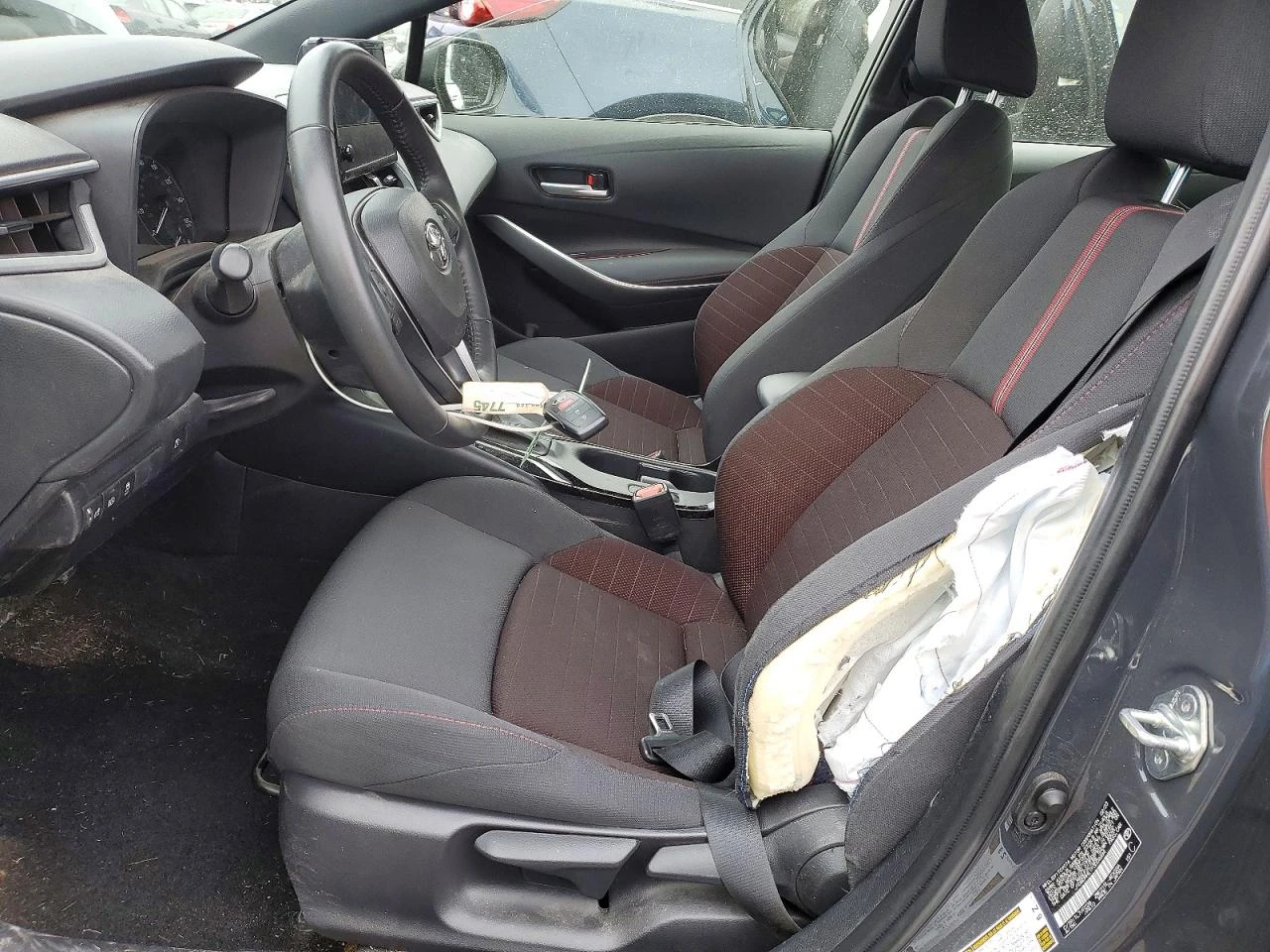 Toyota Corolla 1.8l* LE* AWD, снимка 7 - Автомобили и джипове - 54235138