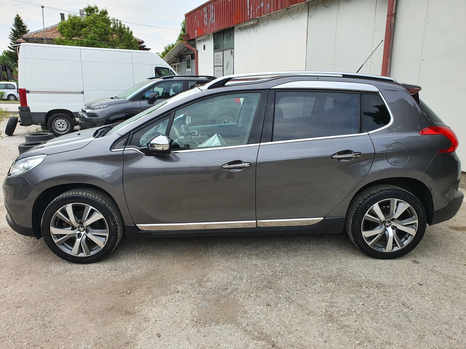 Peugeot 2008 1, 6 ЕHDi, снимка 3 - Автомобили и джипове - 54457512